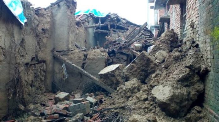 Seven killed in house collapse due to rain in Sitapur