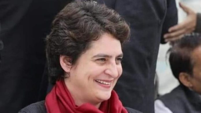 Mission 2022: Priyanka Gandhi is coming to Lucknow today to revive the Congress, there will be a grand welcome