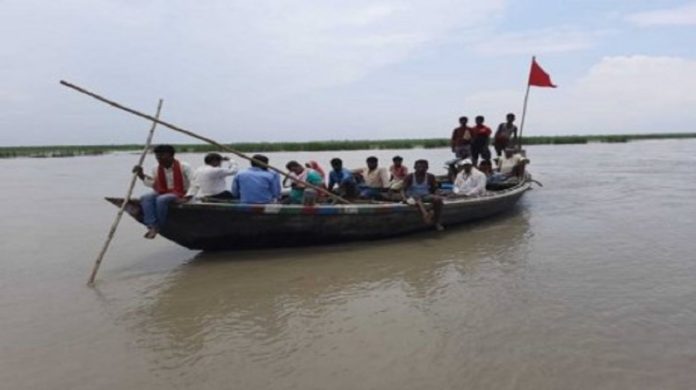 Boat capsizes in Kushinagar, 25 people drowned, five rescued, 20 missing