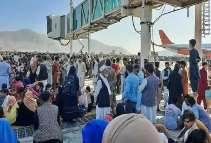 Kabul: The Taliban took 150 people with them from the airport, most of them Indians