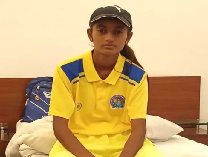 Anissa became a fast bowler while grazing goats, selected in Challenger Cricket Trophy-19