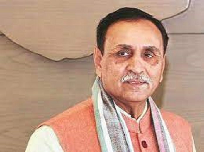 Gujarat CM Vijay Rupani resigns, will agree on new CM on Sunday