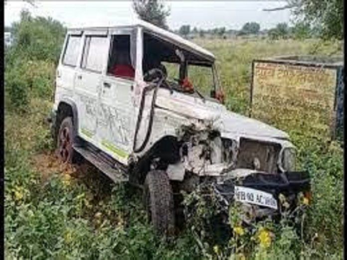 Big accident in Kushinagar, Bolero collision killed husband and wife, two injured including innocent