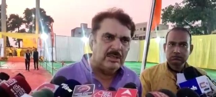 Raza Murad said, Aryan is being targeted only because he is the son of a star