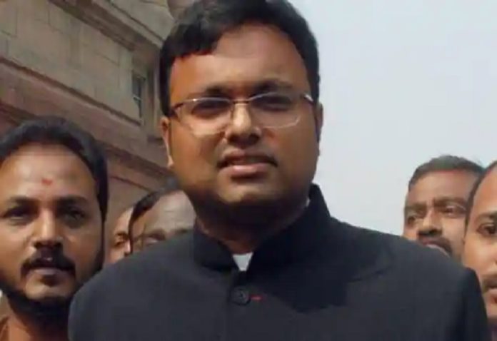 CBI raids the premises of former finance minister's son Karti Chidambaram, team reached in three states