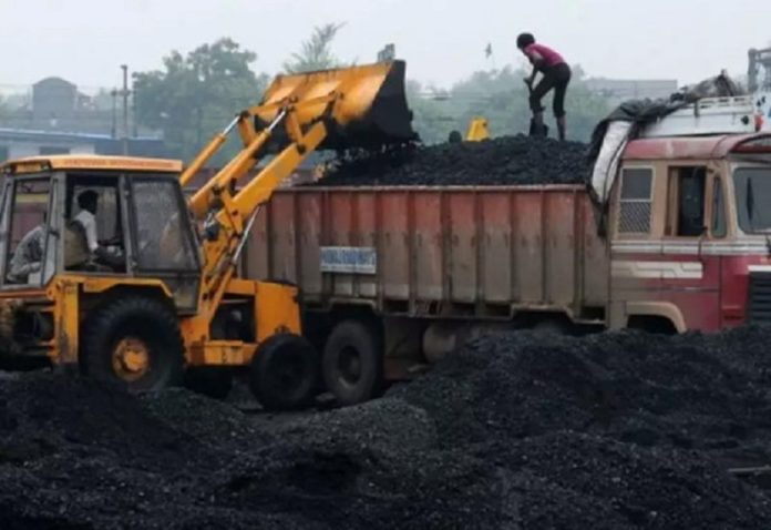 The crisis of coal started increasing again in the state, stock decreased in most places, it would be difficult in rains