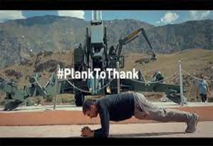 Bajaj Allianz Life Insurance launches #PlankToThank initiative