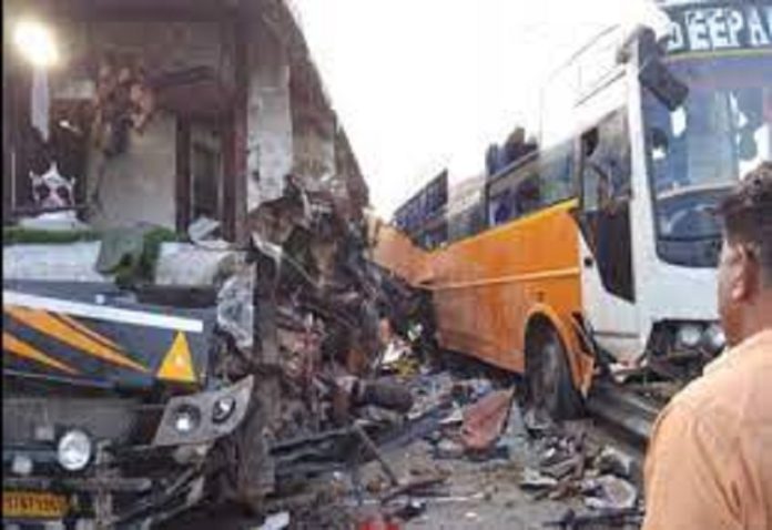 Another accident in Barabanki: Eight killed, more than one injured in bus collision