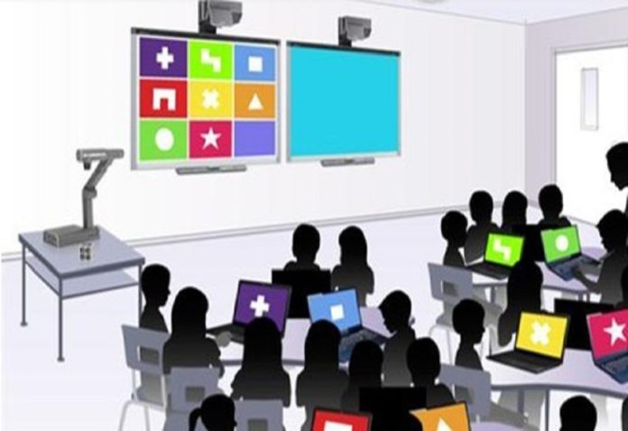 Smart classroom started in government school, now students will be smart