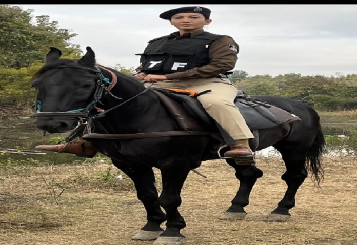 Gauhar Khan learned horse riding in a day