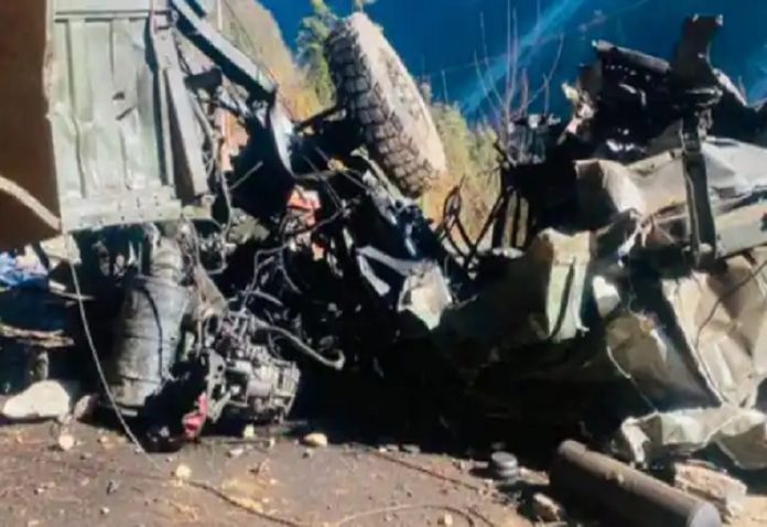 Big accident in Sikkim: Army vehicle fell into the ditch, 16 soldiers martyred, PM expressed grief