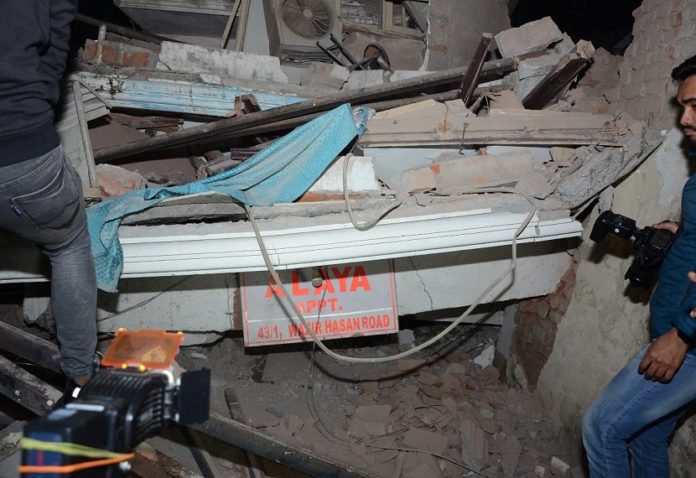 Disgraced builder erects five-storey Alaya apartment on weak structure, which collapses like a house of cards