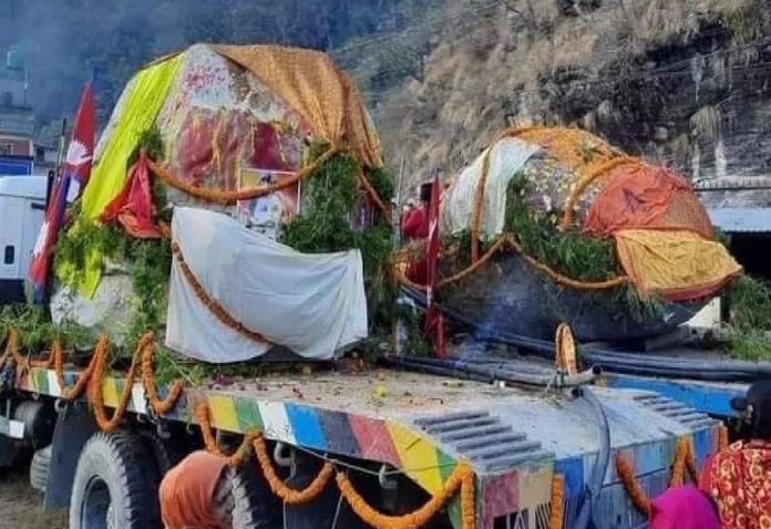 Idols of Lord Shri Ram, Sita and Laxman will be made from Shaligram rocks being brought from Nepal