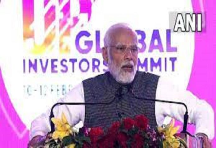 Global Investors Summit: PM Modi said - UP became the country's growth engine in just six years