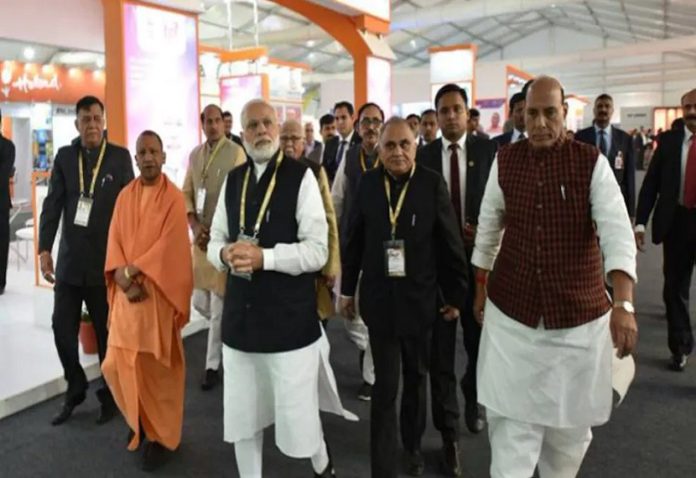 PM Modi inaugurated the UP Global Investors Summit, Ambani said that the Ganga of development is flowing in UP