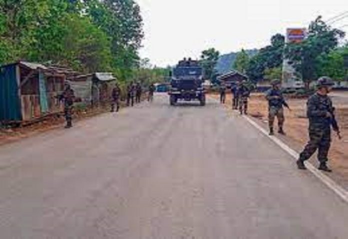 Situation is not improving in Manipur, fearless miscreants absconding after snatching the weapons of soldiers, 40 killed so far