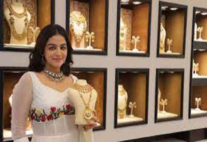 Kalyan Jewelers announces the launch of 11 new showrooms this month