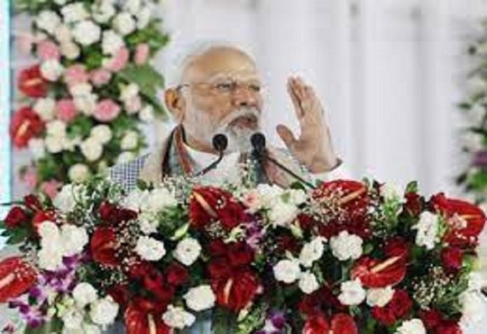 Prime Minister gave a gift to Kashi, said, the stadium will be built on the theme of Bhole Baba, some people have problem with the worship