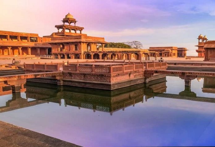 Justdial partners with Invest UP to promote small and medium businesses operating in Uttar Pradesh tourism