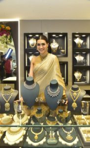 Kriti Sanon inaugurates new showroom of Kalyan Jewelers in Alambagh, Lucknow