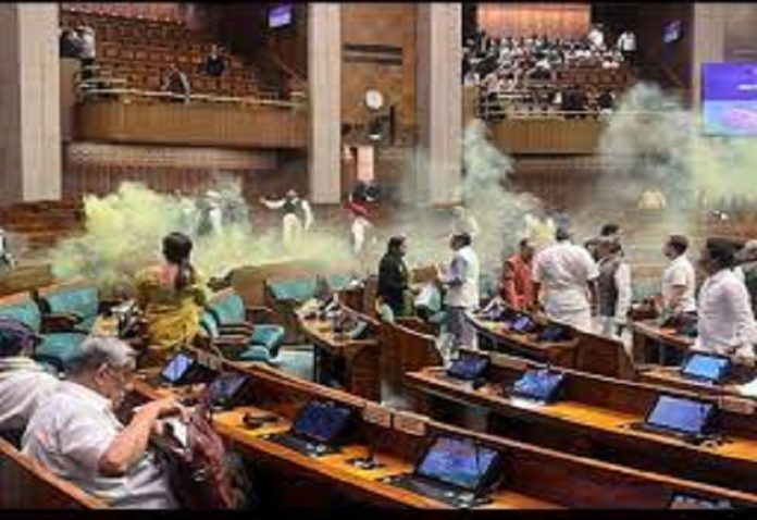 What kind of security is this: After 22 years, there was chaos in the Parliament again, the MPs who were creating ruckus were caught and handed over to the police.