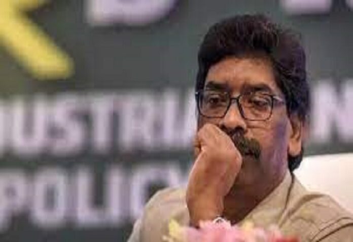 ED raids the house of close relatives of Jharkhand CM Hemant Soren, investigation going on in this matter
