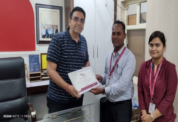 Axis Bank honored more than 300 MSMEs in Uttar Pradesh on International MSME Day