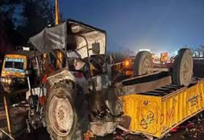 Major accident in MP: Tractor trolley filled with wedding guests overturned, 13 killed, 40 injured, President expressed grief