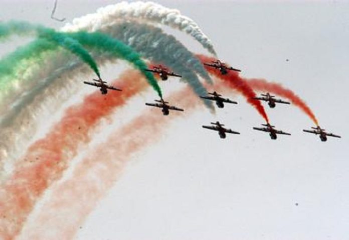 Big accident: Crowd gathered to watch air show in Chennai, five died due to suffocation, condition of 100 people deteriorated.