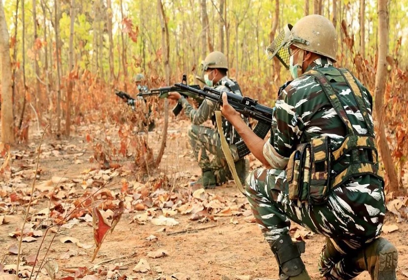 Security forces killed 30 Naxalites in Chhattisgarh, recovered a large number of weapons and ammunition