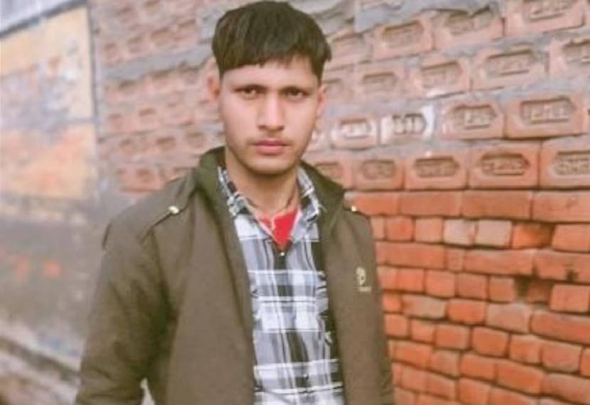 After a liquor party, minors slit a young man's throat with a saw, stuffed his body in a sack and threw it away