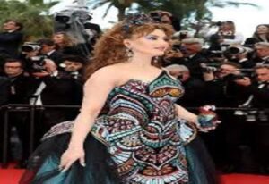 Urvashi Rautela's ultra-stunning look at Cannes 2025 blows away senses
