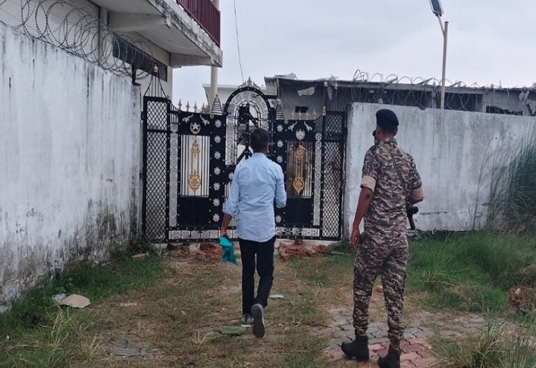 15 teams searched 12 locations of Changur Baba, know what ED found including gold, cash and vehicles