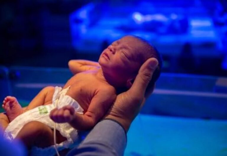 A healthy baby was born from an embryo frozen 30 years ago in America, now 1.5 million embryos have got hope of life