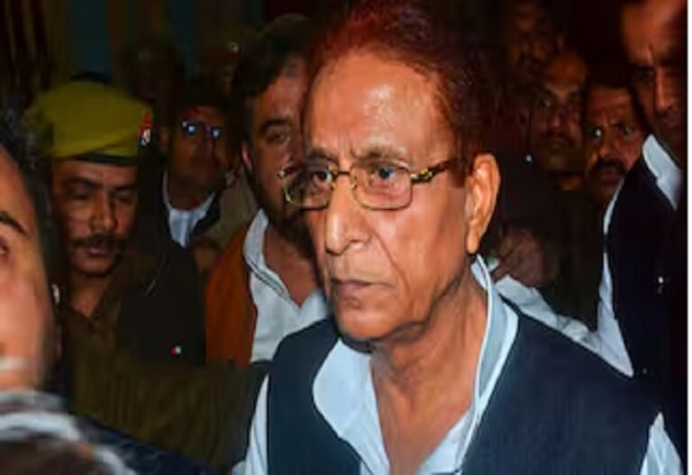 This silence and distance says a lot, no big SP leader reached to welcome Azam Khan.