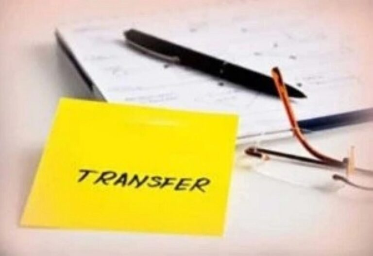 Election Commission bans transfers of DMs and SDMs in UP