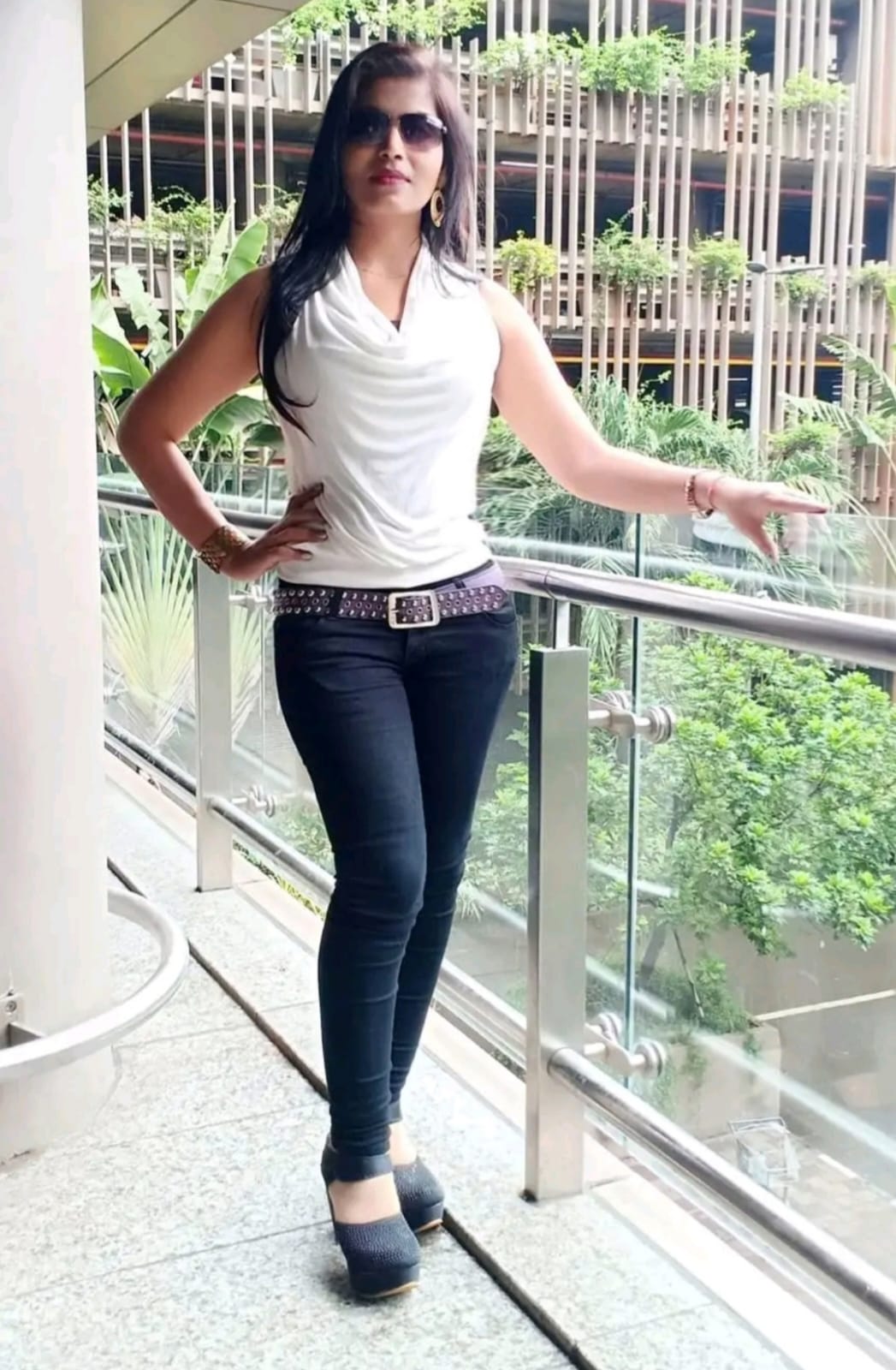 Neelam Narayan became Miss Global India Divine