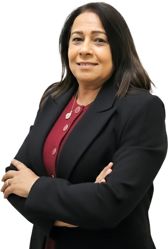 Queen Elizabeth School, world-class leadership, excellent education, appointments to senior positions, Dr. Cook Queen