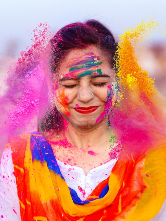 Play Holi with herbal colours