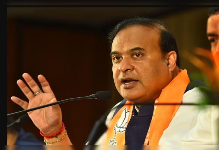 Assam Chief Minister visits Maa Vindhyavasini temple, says Rahul Gandhi is mentally ill and needs treatment