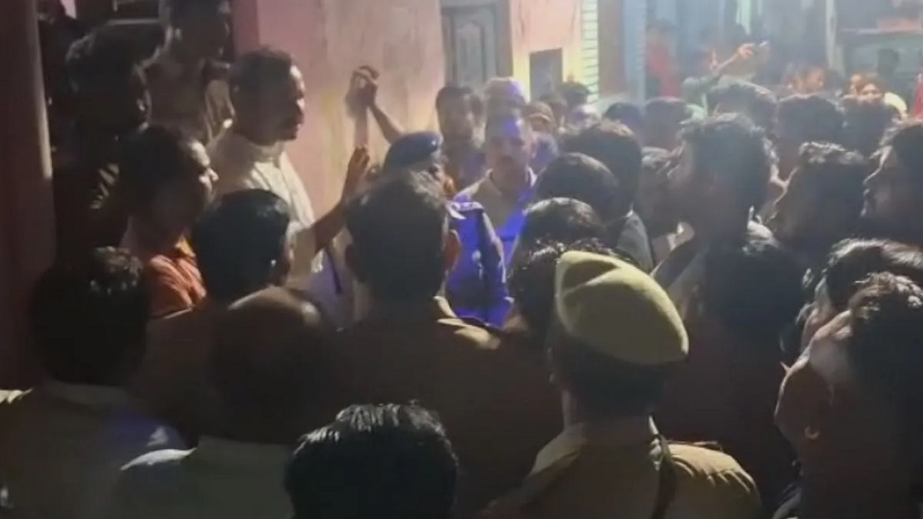 Daughter of Shoe Businessman Murdered in Agra; Child's Body Found in Tenant's Room