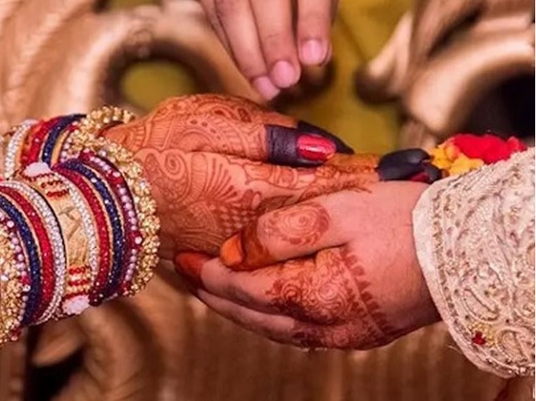 Groom Runs Off with Maternal Aunt Before Wedding; Family Arranges Marriage Between 14-Year-Old Boy and 26-Year-Old Woman