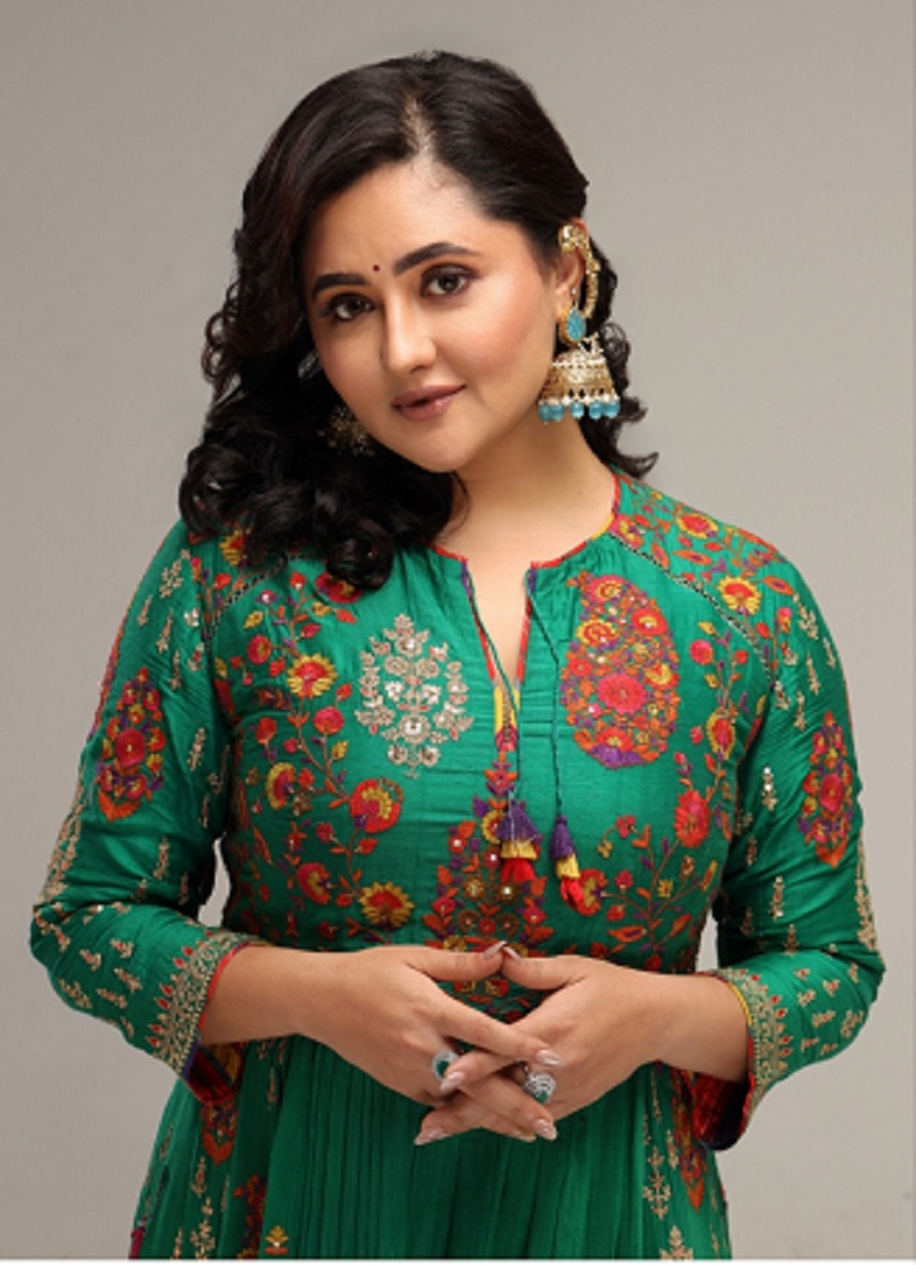 Rashami Desai's New Avatar: 'Raga'