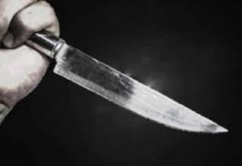 An innocent six-year-old said that when his father stopped his mother from talking on the phone, he stabbed her repeatedly with a knife.