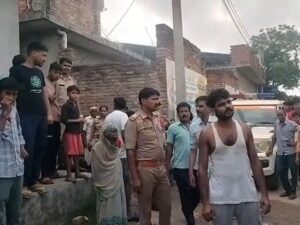 In Farrukhabad, a deranged man bludgeoned his mother to death with a grinding stone and attacked his sister.