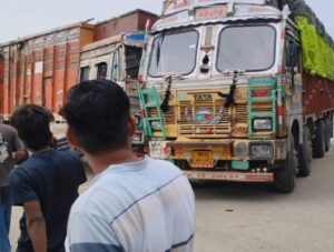 Out-of-control truck crashes into tin shed in Sant Kabir Nagar; four members of the same family killed.