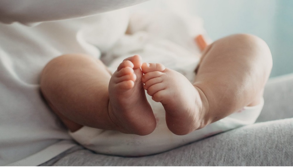 Mother sells her children: Widow in Kannauj sells twins out of fear of social stigma.