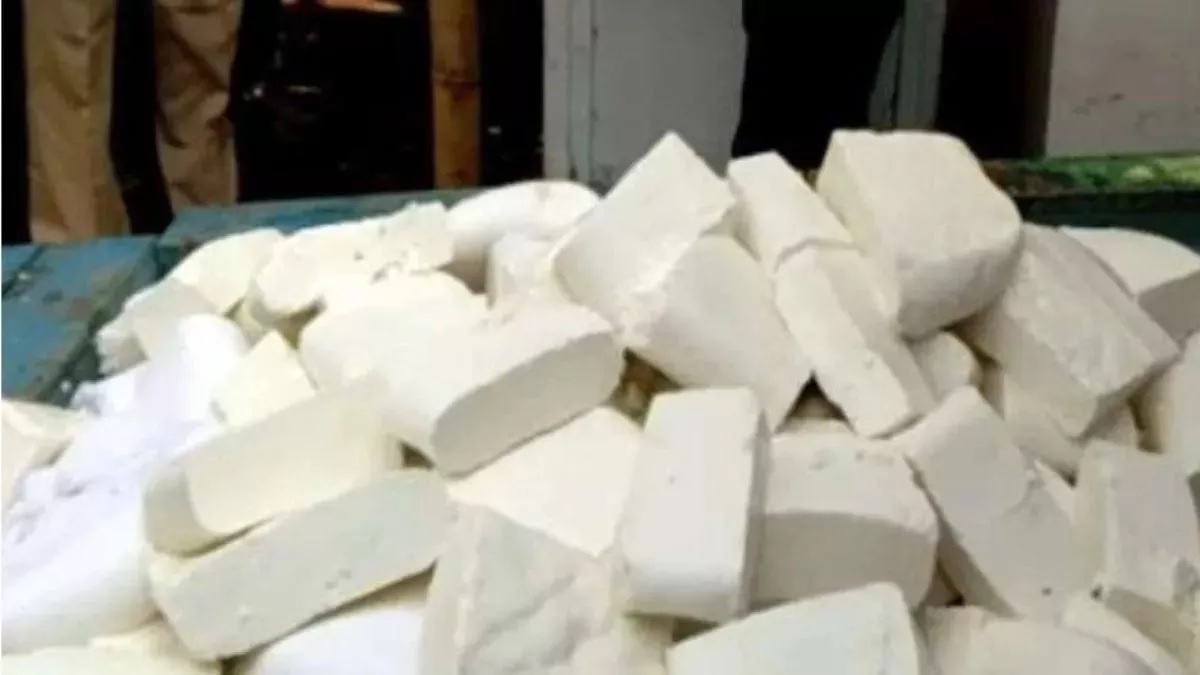 Beware! Store-bought paneer will harm your health rather than improve it; adulterators are adding chemicals—including laundry detergent and correction fluid—to it.