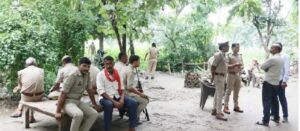 In Deoria, two young men who had left home to visit a fair were murdered; one had his throat slit, while the other had his abdomen ripped open.