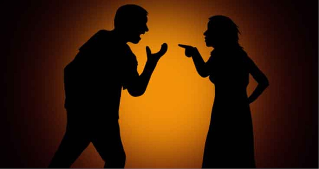 When her husband objected to her talking to her lover on the mobile phone, the wife bit his private part, leaving him bleeding profusely.